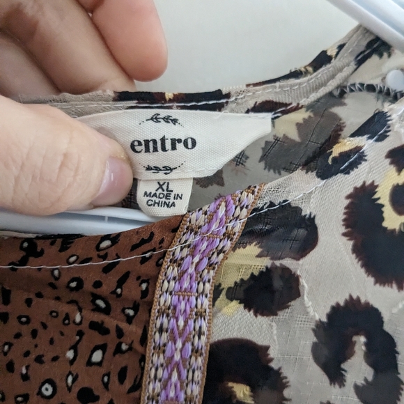 Entro Contrast Animal Cheetah Print Colorful Brown Blouse Size XL - Picture 5 of 9